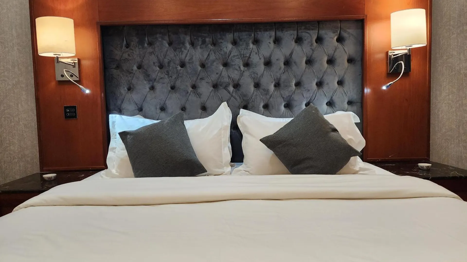 Shaty Alhayat Hotel Suites Jeddah 3*,